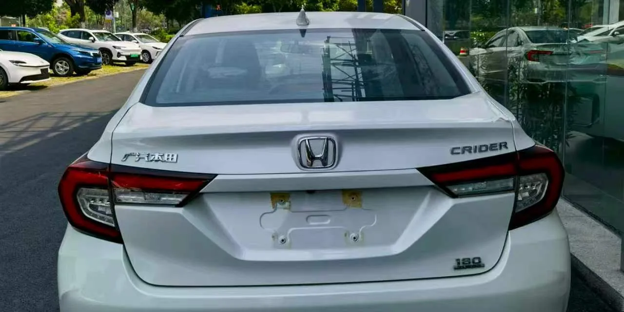 Why Joint-Venture Petrol Sedans Are Turning Up in China's Export Stock